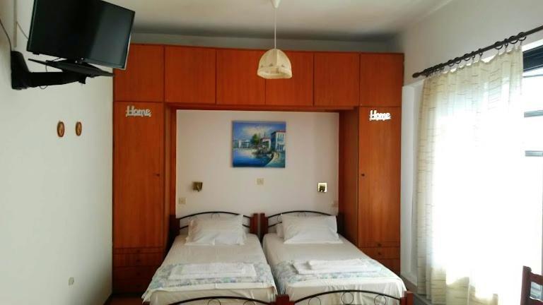 Kostas Studios Apartments - Ενοικιαζόμενα Δωμάτια Με Κουζινάκι Mírina Kültér fotó